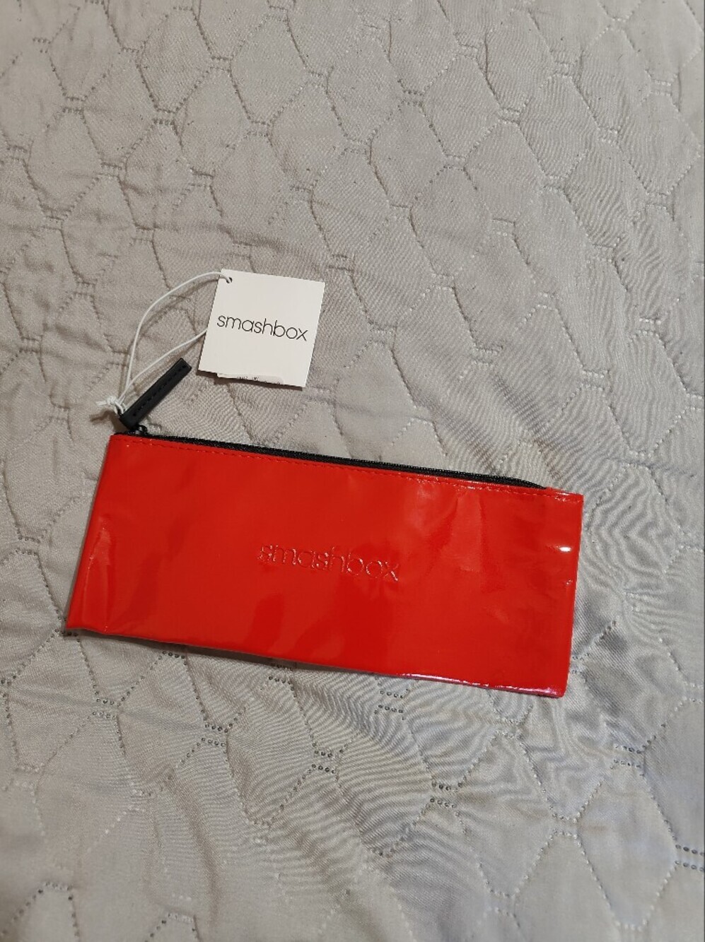 Smashbox Red Makeup Bag NWT - Picture 2 of 3